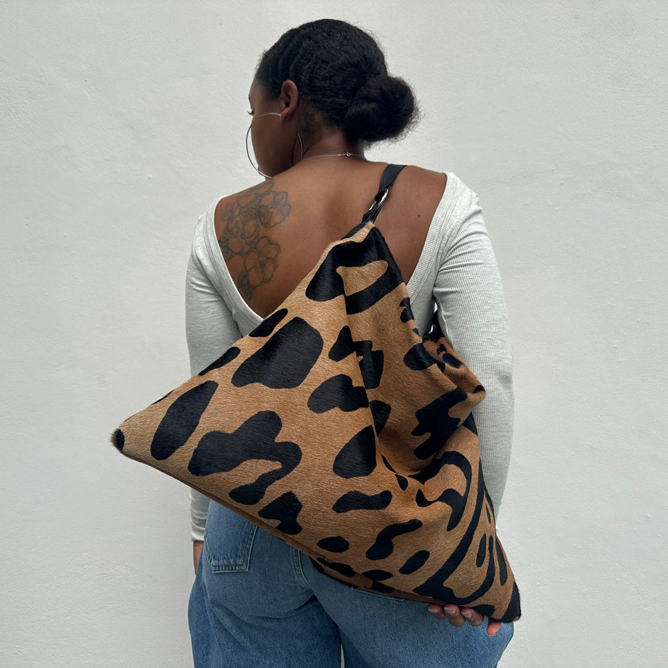 Delta Shoulder Bag