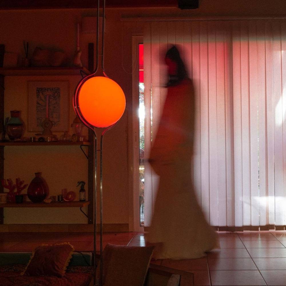 Zuru Floor To Ceiling Lamp