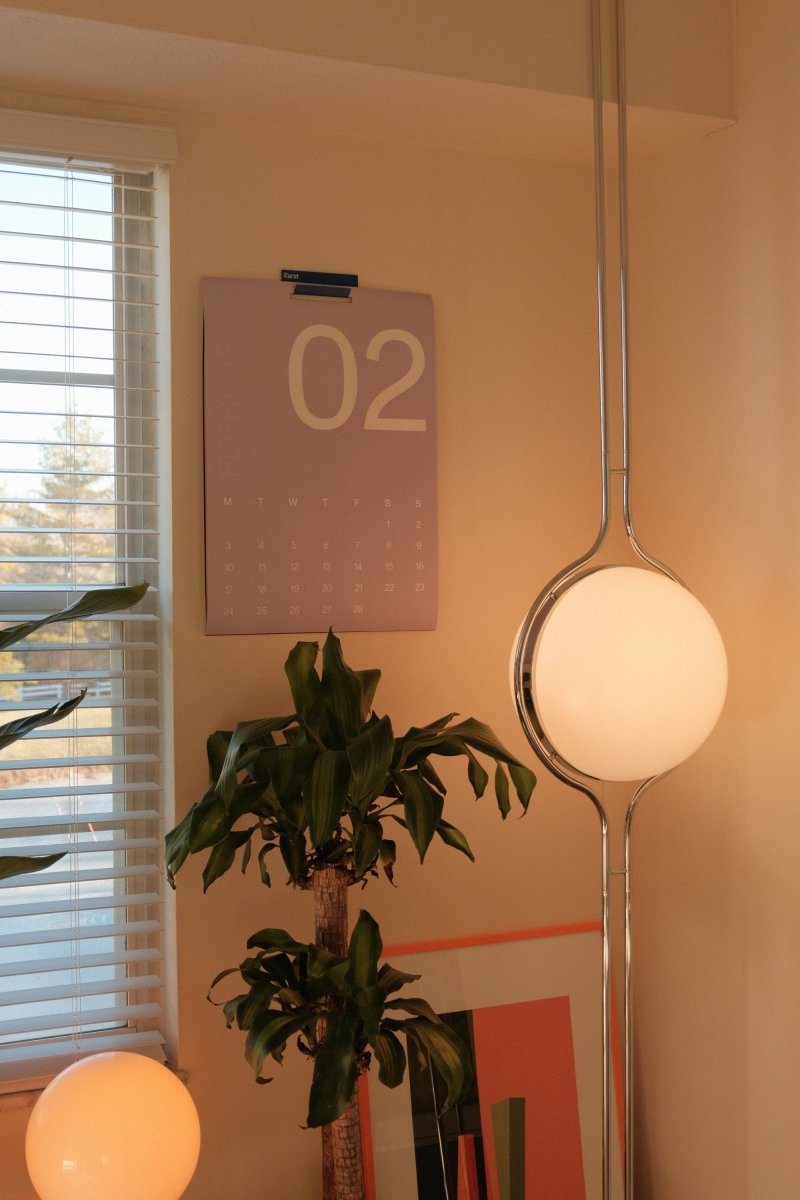 Zuru Floor To Ceiling Lamp