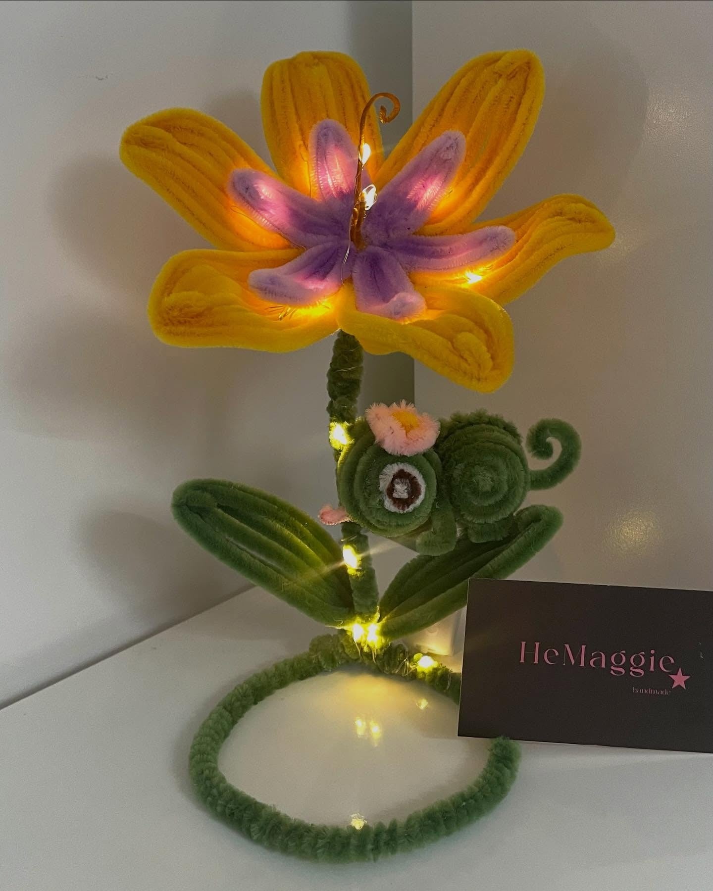 Sunflower Lamp