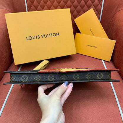 LV Fan Purse